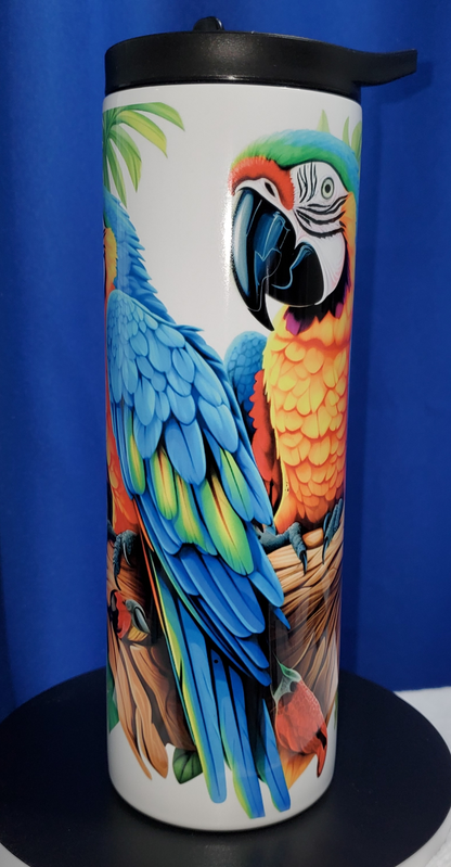 3D Macaw 20 oz Sports tumbler